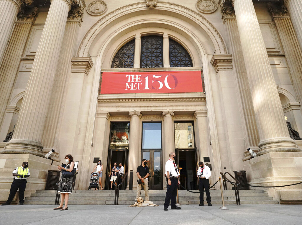 Cambodia Alleges That the Met Has Looted Artifacts with Connections to Disgraced Dealer DouglasLatchford