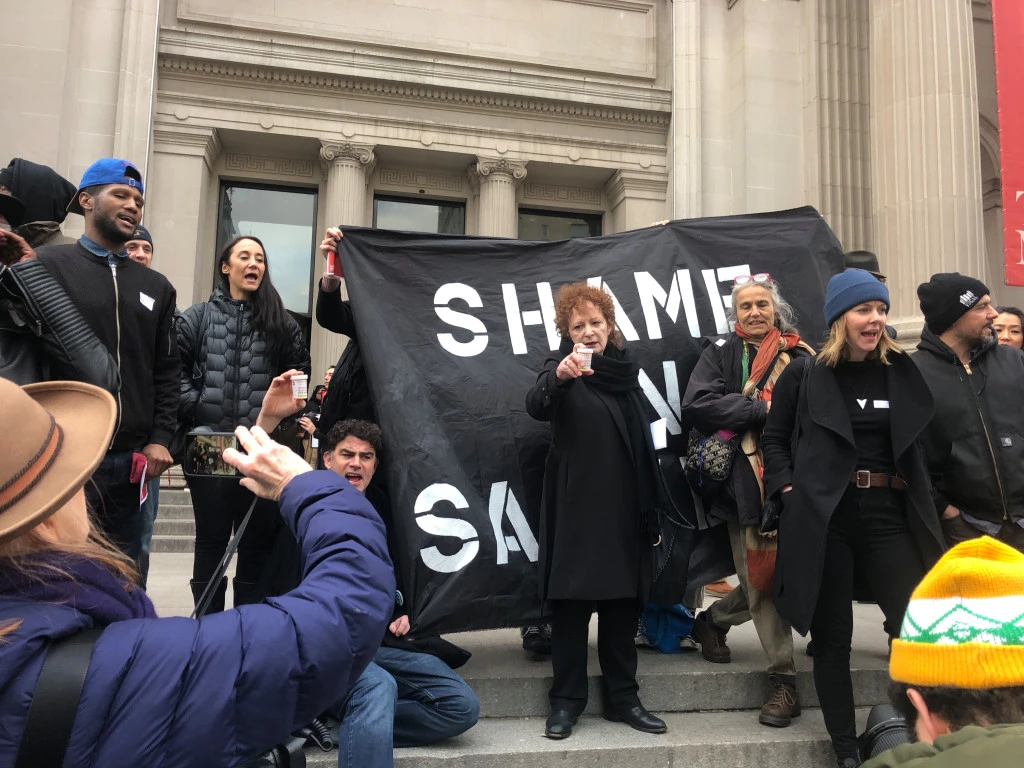 Laura Poitras’ Documentary on Nan Goldin’s Campaign Against the Sackler Family Wins Top Honor atVenice