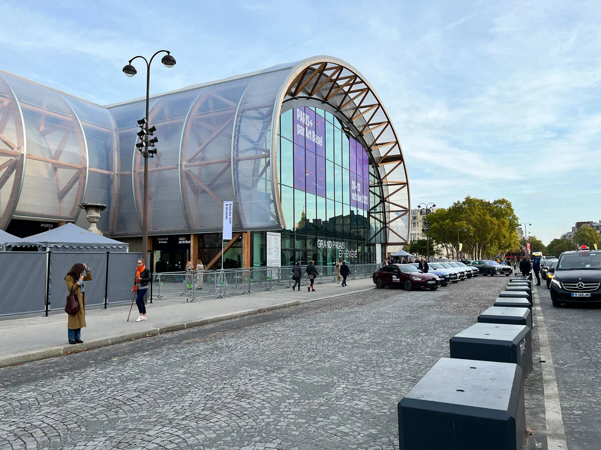 The Best Booths at Art Basel’s Jam-Packed Paris+ ArtFair