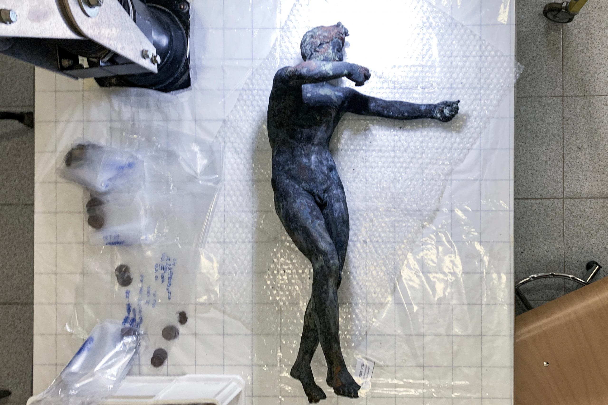 Italian Archaeologists Discover ‘Exceptional’ Bronze Statues inTuscany