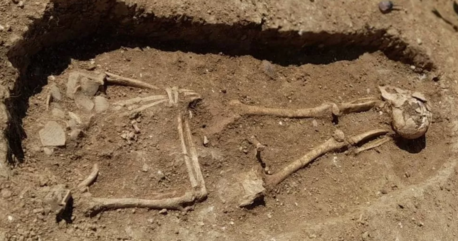 A Mass Burial of Decapitated Roman Remains Discovered inEngland