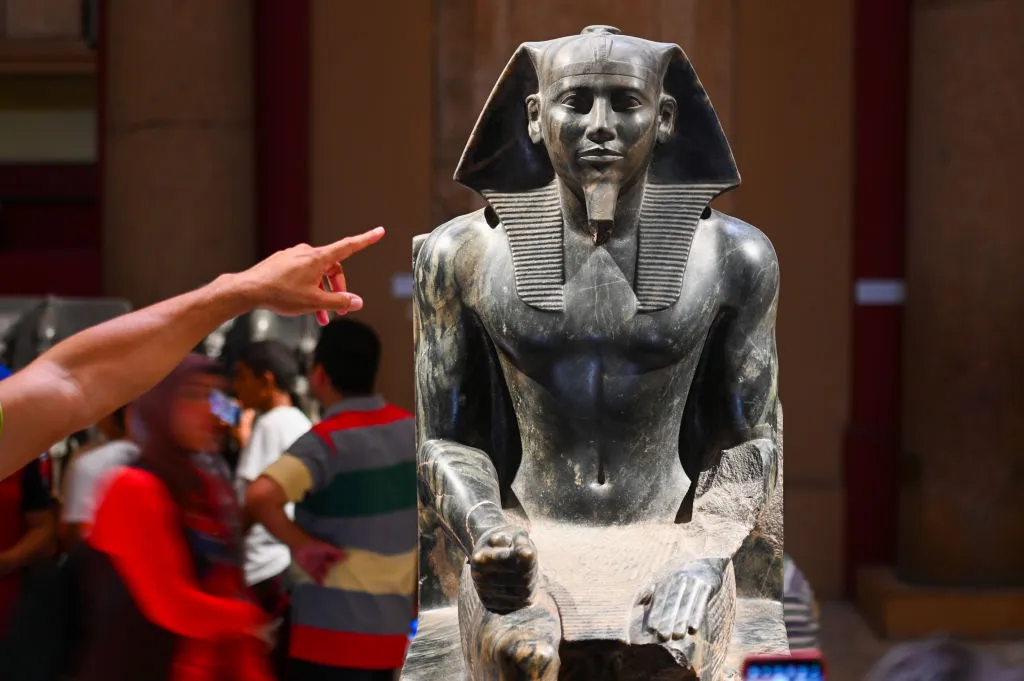 Florida Lawyer Blows Up Communist Statues, Egypt’s New Mega-Mummy Museum, London’s National Gallery Revamp, and More: Morning Links for August 6, 2024