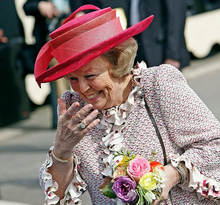 Dutch Municipality Accidentally Disposes of Andy Warhol Print During Town Hall Renovation