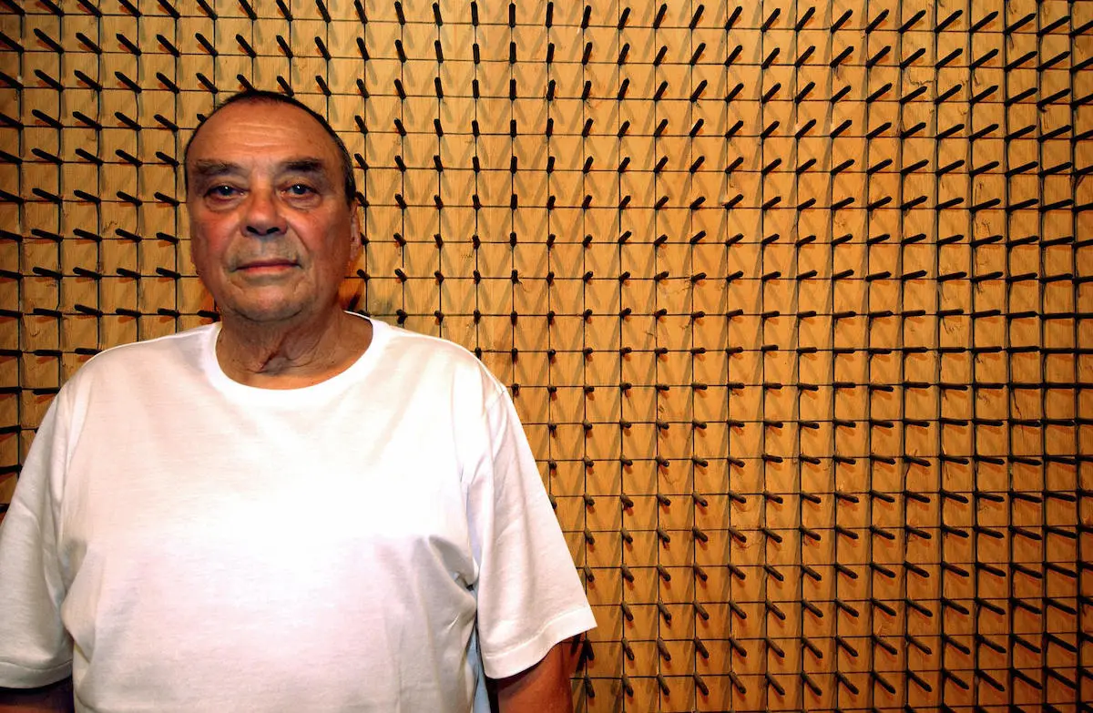 Günther Uecker, ZERO Artist Who Made Abstractions from Nails, Dies at 95