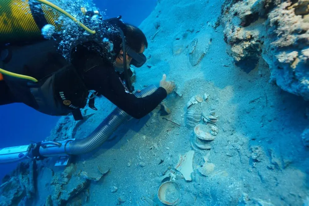 Hundreds of Ancient Ceramic Artifacts Found During Excavation of Preserved Shipwreck in Turkey