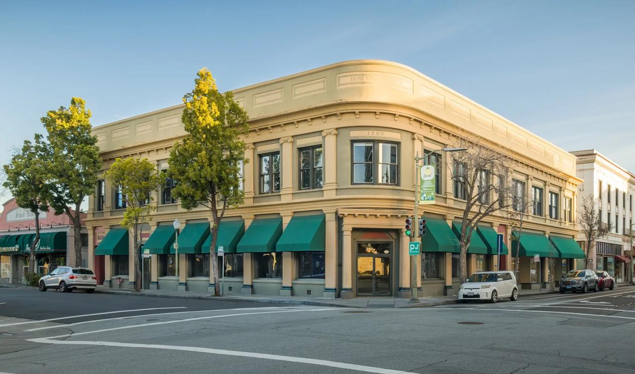Millennial and Gen Z Gallerists Looking to ‘Redefine Success’, Hauser & Wirth to Open New Gallery in Palo Alto: Morning Links for July 30, 2025