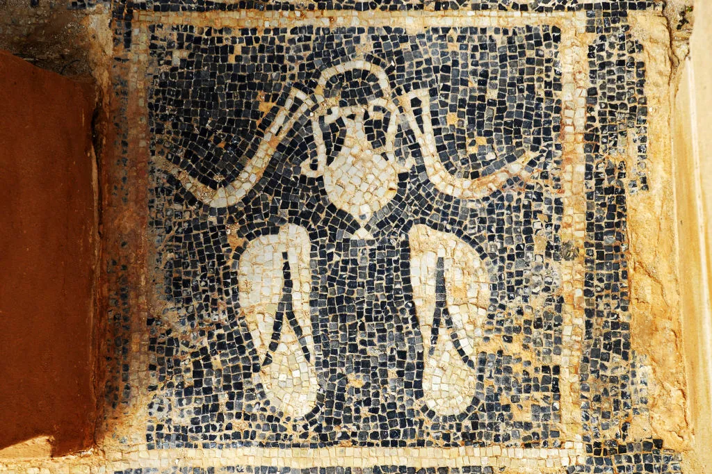 Roman Villa in Sicily Yields a Mosaic of Surprising Footwear