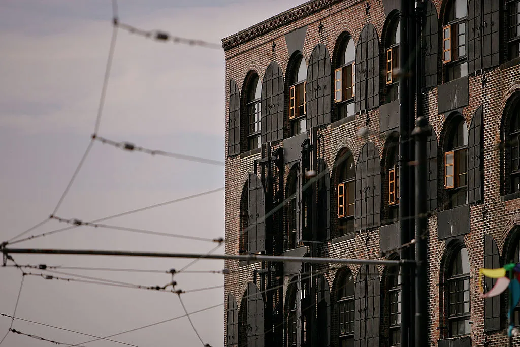Brooklyn Artist Studios Wrecked in Warehouse Blaze