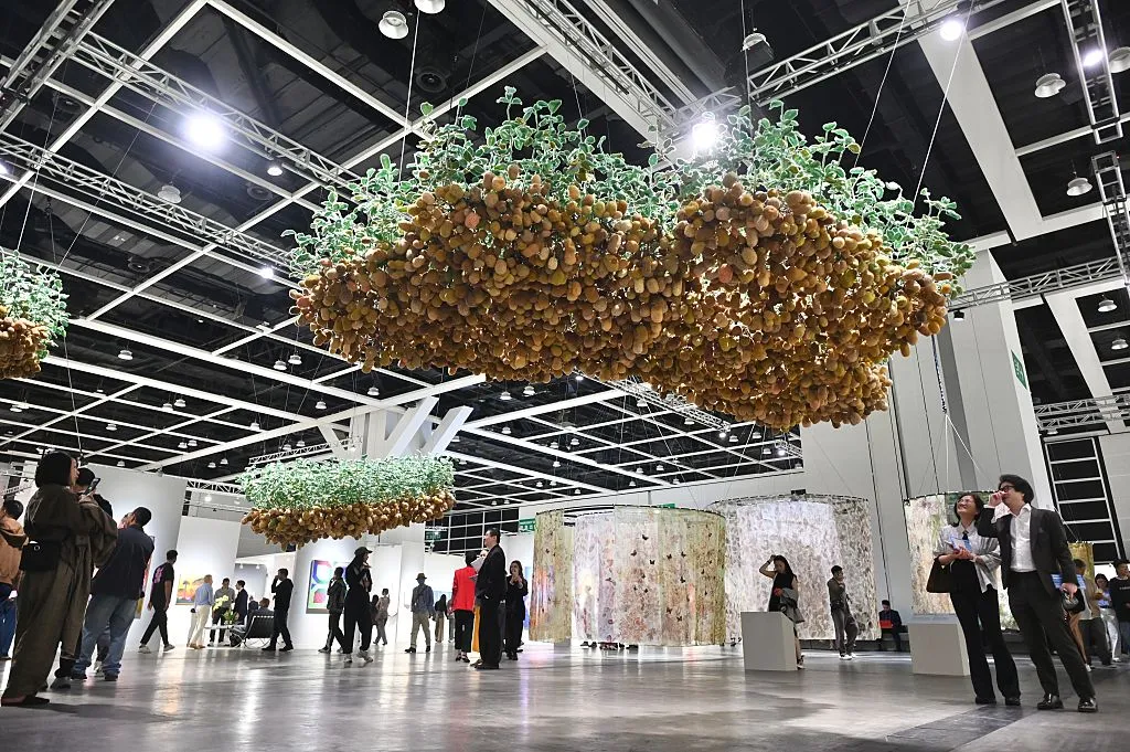 The Best Booths at Art Basel Hong Kong, From AI Magical Girls to Asia’s Unsung Masters