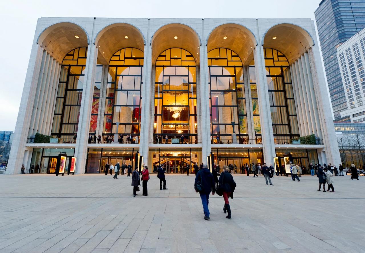 Saudis Renege on Met Opera Financial Aid, Berlin’s Culture Senator Resigns, and More: Morning Links for April 24, 2026